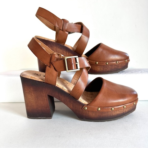 KORKS WENDY STRAPPY STUDDED CHUNKY HEEL CLOGS IN COGNAC BROWN TAN NEW. Sz10 - Picture 4 of 11